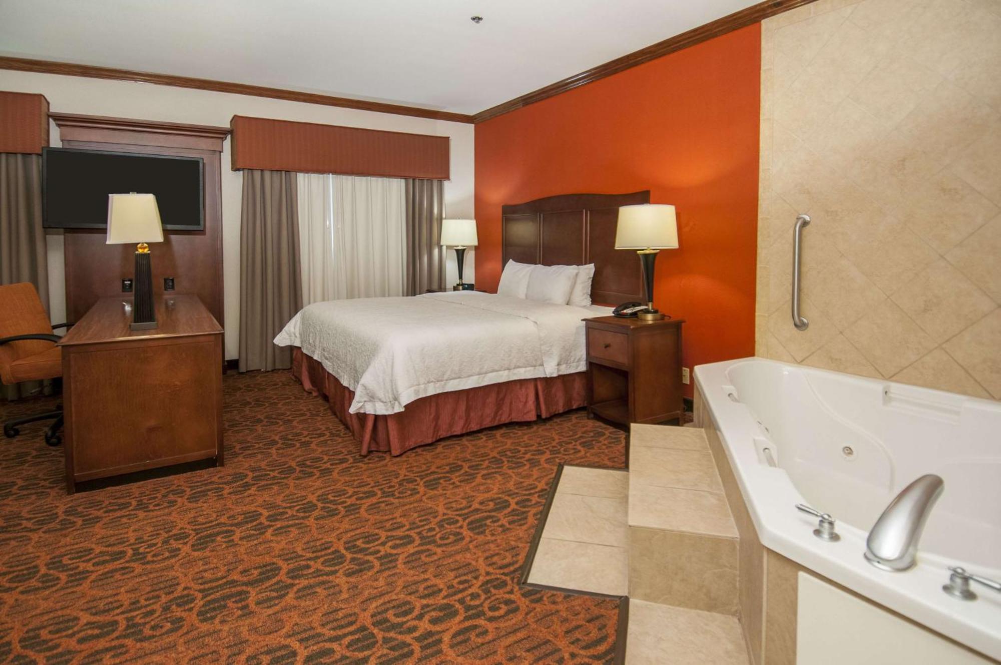 Hotel Hampton And